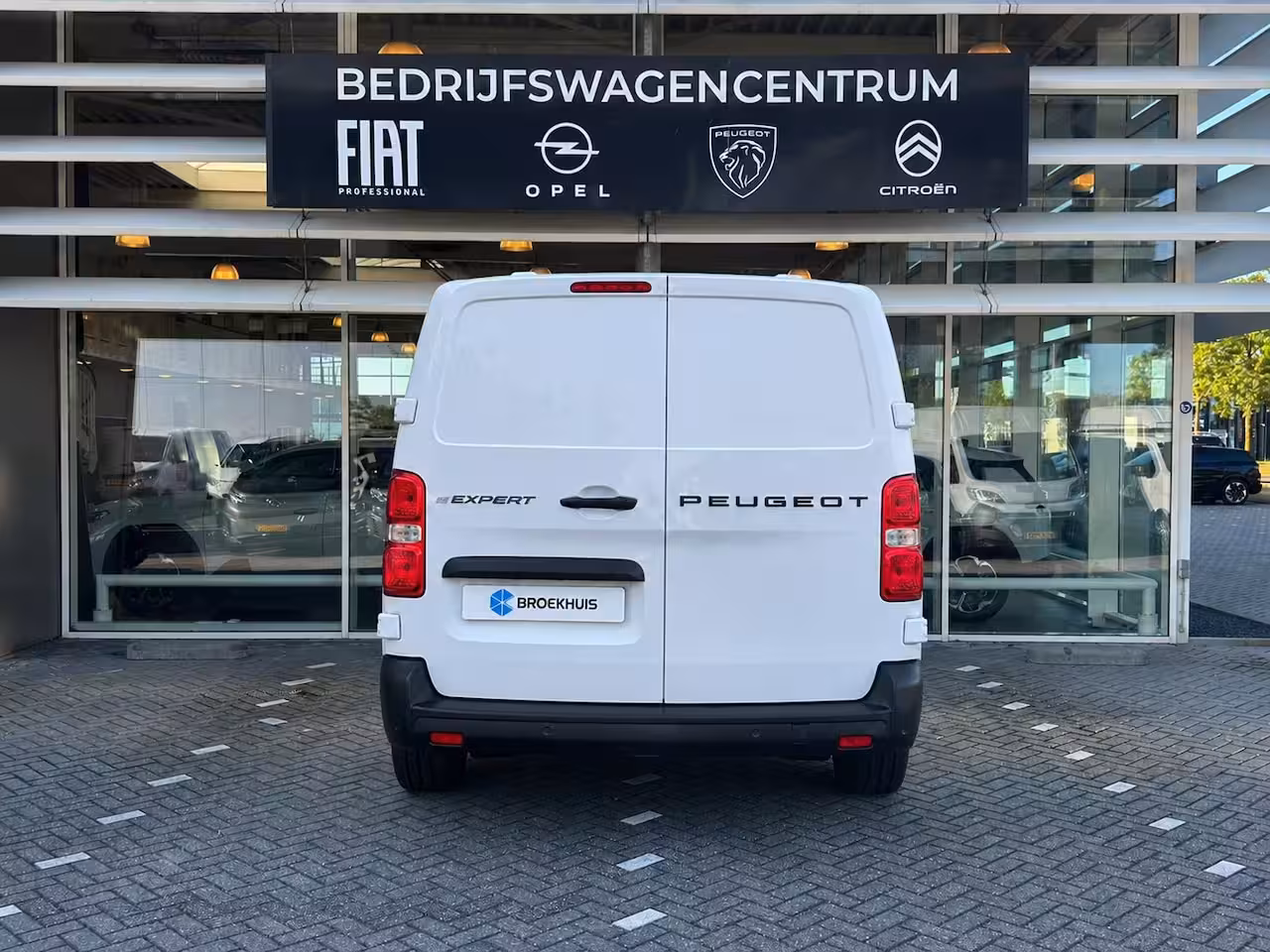 Peugeot e-Expert EV L3 75 kWh | 8 JAAR GARANTIE | | Achteruitrijcamera | Cruise control | Dodehoek detectie