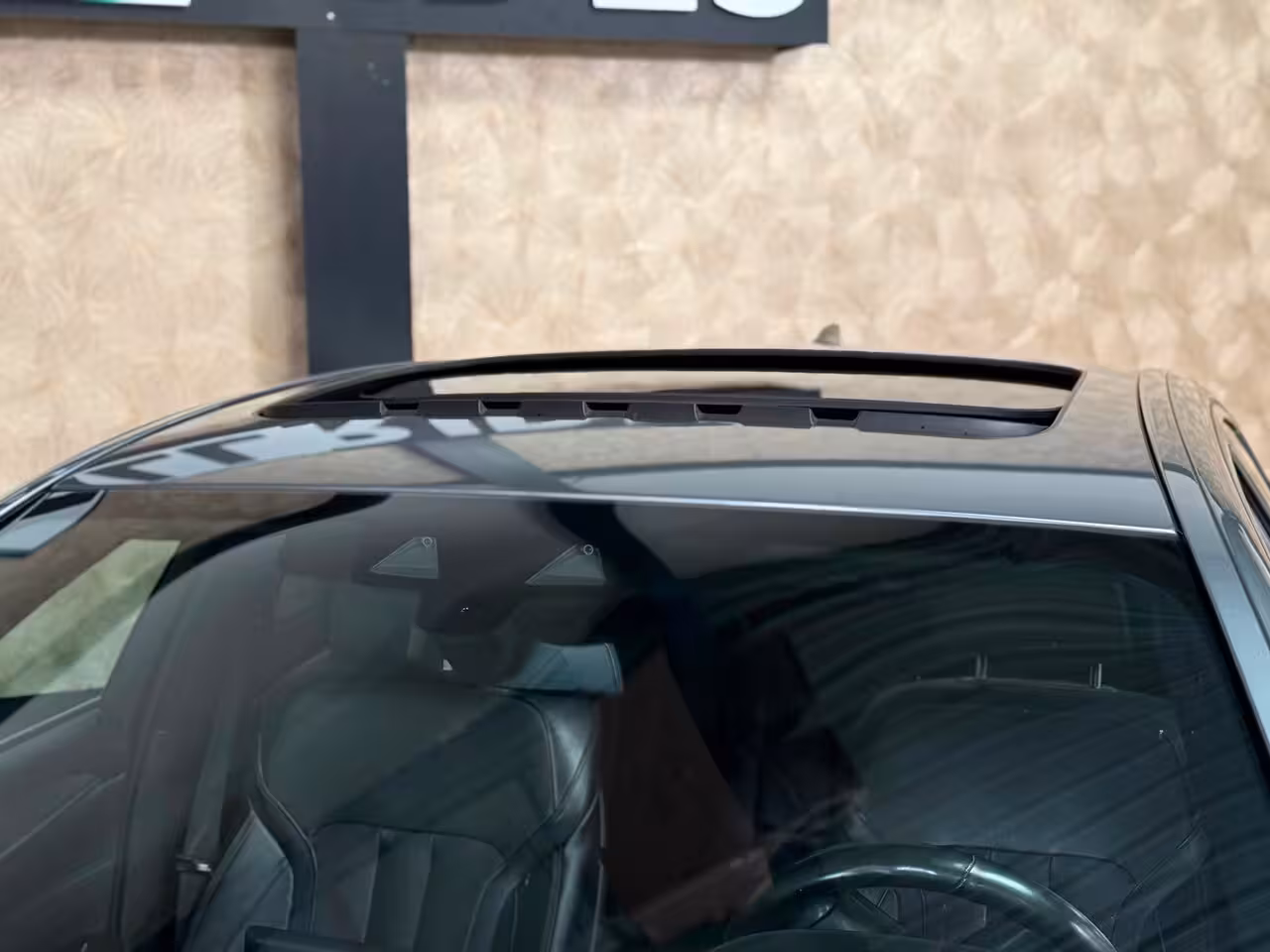 BMW 5-serie 530e iPerformance High Executive | Stoelverwarming/Verkoeling | H&K | HUD | Pano | Camera