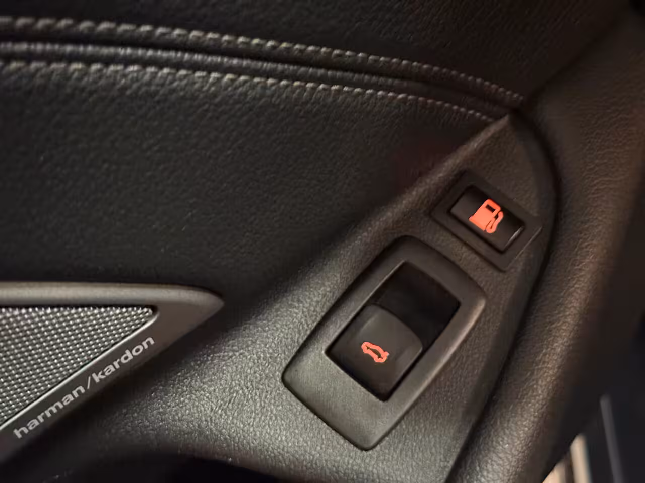 BMW 5-serie 530e iPerformance High Executive | Stoelverwarming/Verkoeling | H&K | HUD | Pano | Camera