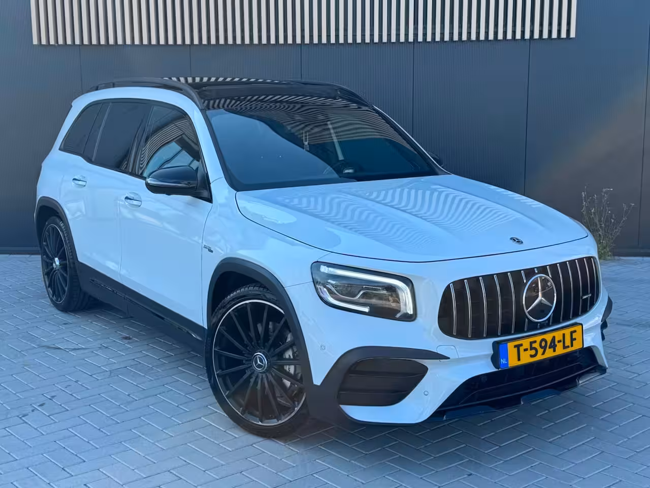Mercedes-Benz GLB AMG 35 4MATIC Premium Plus | BOMVOL | DEALER