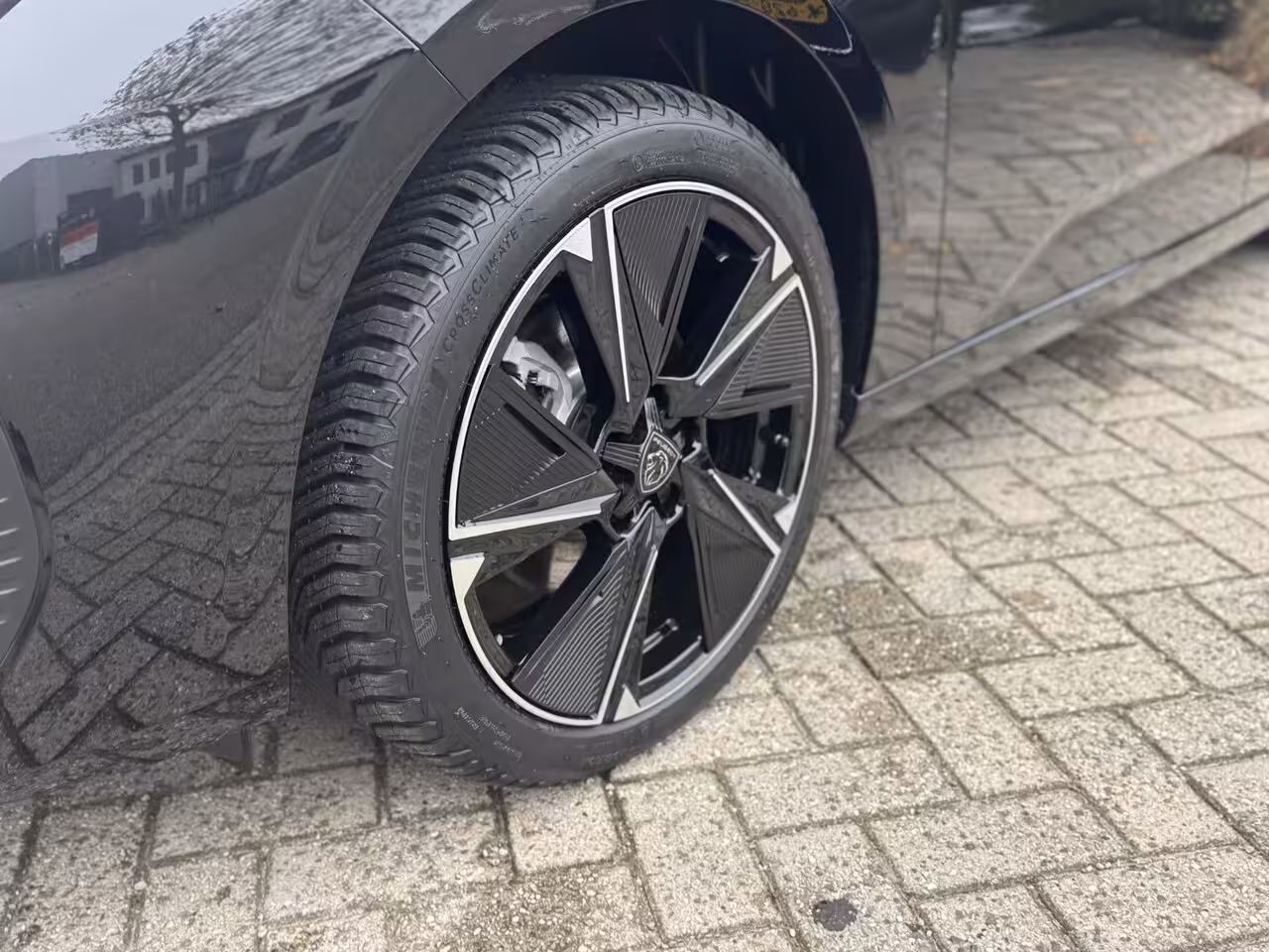 Peugeot E-308 Allure EV 54 kWh l Camera achter | Draadloze Apple Carplay/Android Auto | Stoelverwarming