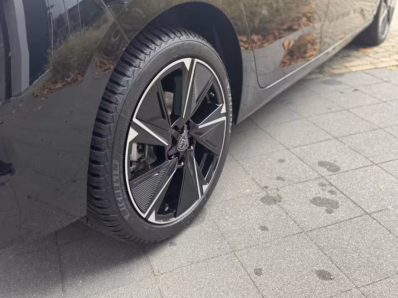 Peugeot E-308 Allure EV 54 kWh l Camera achter | Draadloze Apple Carplay/Android Auto | Stoelverwarming