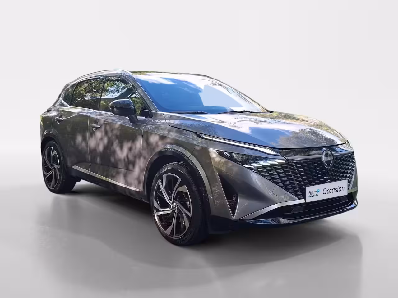 Nissan Qashqai 1.3 MHEV Xtronic Tekna Plus | RONDOM CAMERA | CARPLAY | STOEL, STUUR EN VOORRUITVERWARMING