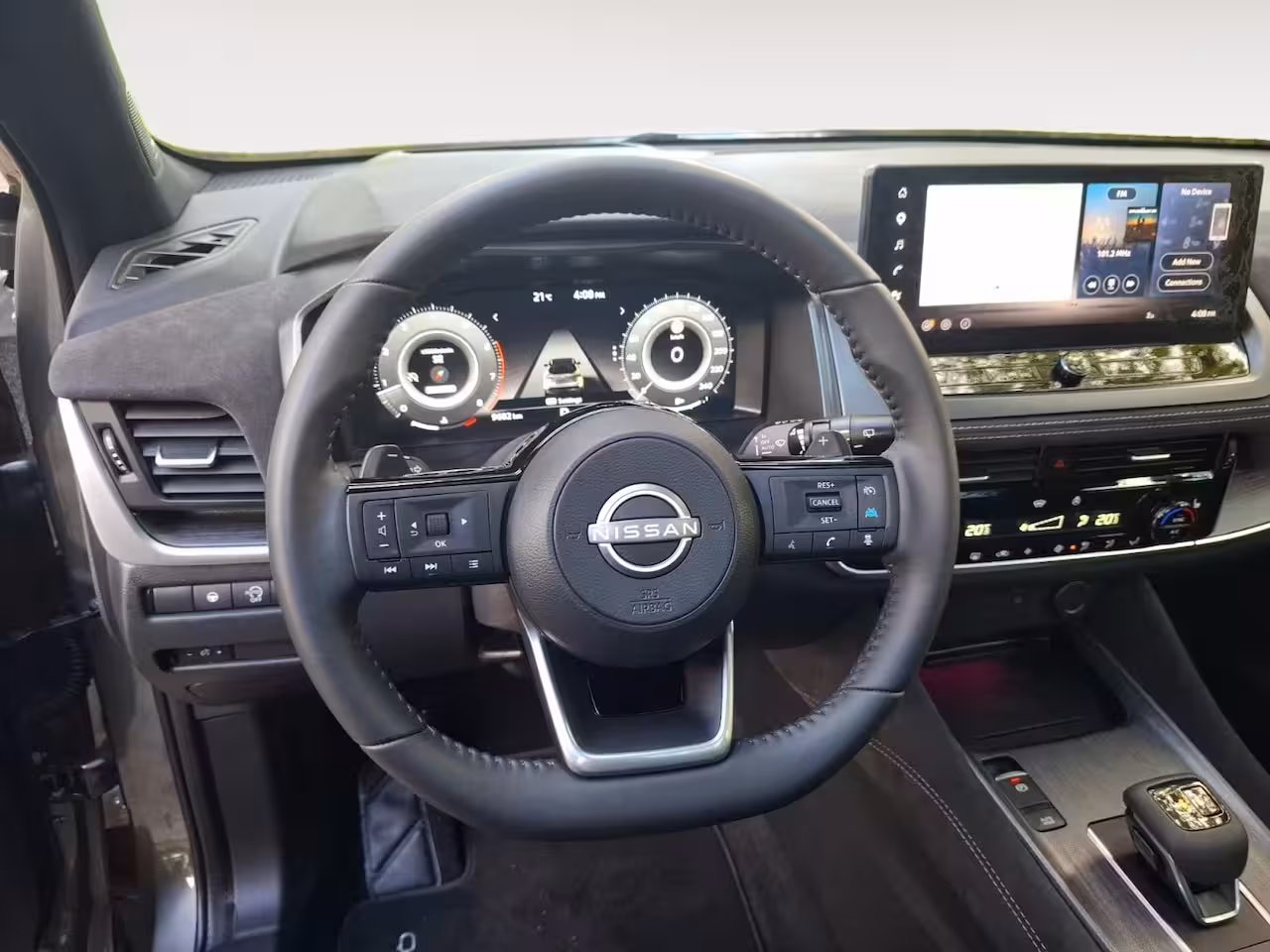 Nissan Qashqai 1.3 MHEV Xtronic Tekna Plus | RONDOM CAMERA | CARPLAY | STOEL, STUUR EN VOORRUITVERWARMING