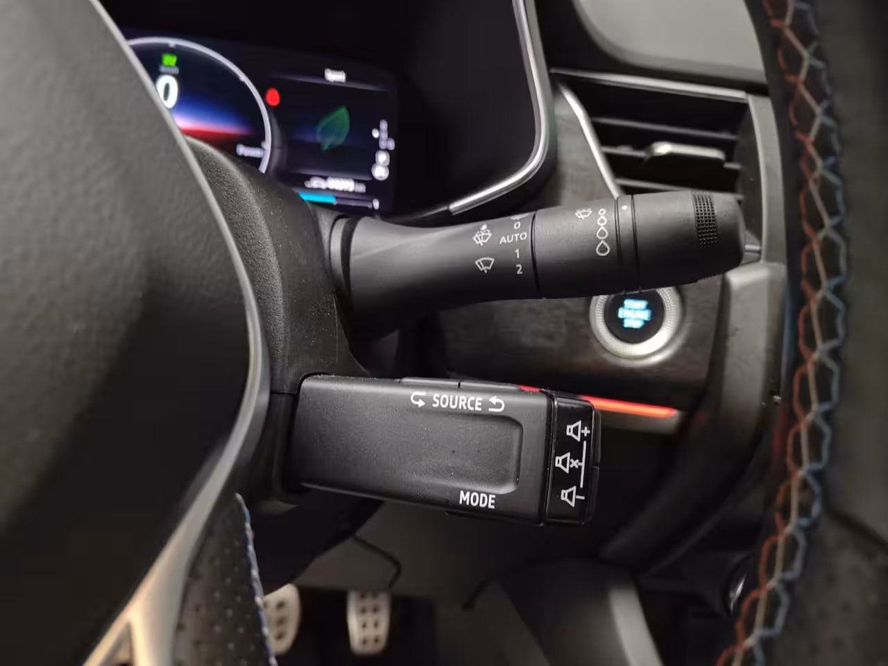 Renault Arkana 1.6 E-Tech full hybrid 145 esprit Alpine AUTOMAAT NAVI AIRCO CAMERA CRUISE CONTROLE APPLE