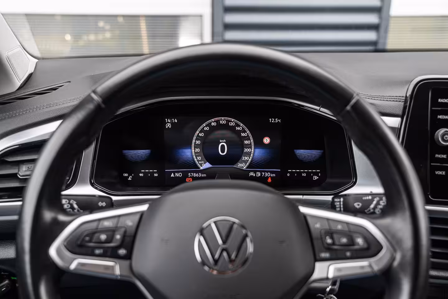 Volkswagen T-Roc 1.0 TSI 110pk Life | Trekhaak | Navigatie | CarPlay/Android Auto | Camera Achter