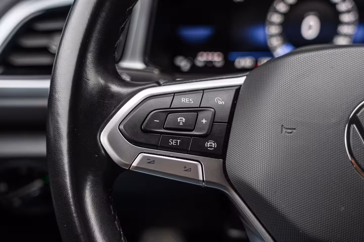 Volkswagen T-Roc 1.0 TSI 110pk Life | Trekhaak | Navigatie | CarPlay/Android Auto | Camera Achter