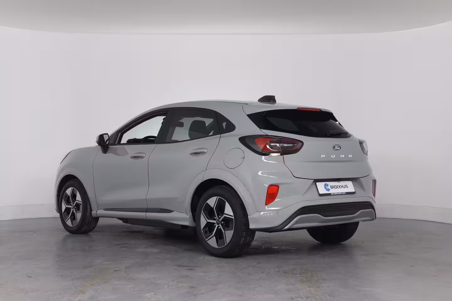 Ford Puma Gen-E Select FWD 47 kWh | Winter Pack | Camera | Elektrische Kofferklep | Navigatie | Draadloze