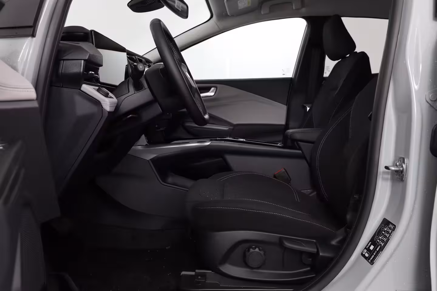 Ford Puma Gen-E Select FWD 47 kWh | Winter Pack | Camera | Elektrische Kofferklep | Navigatie | Draadloze
