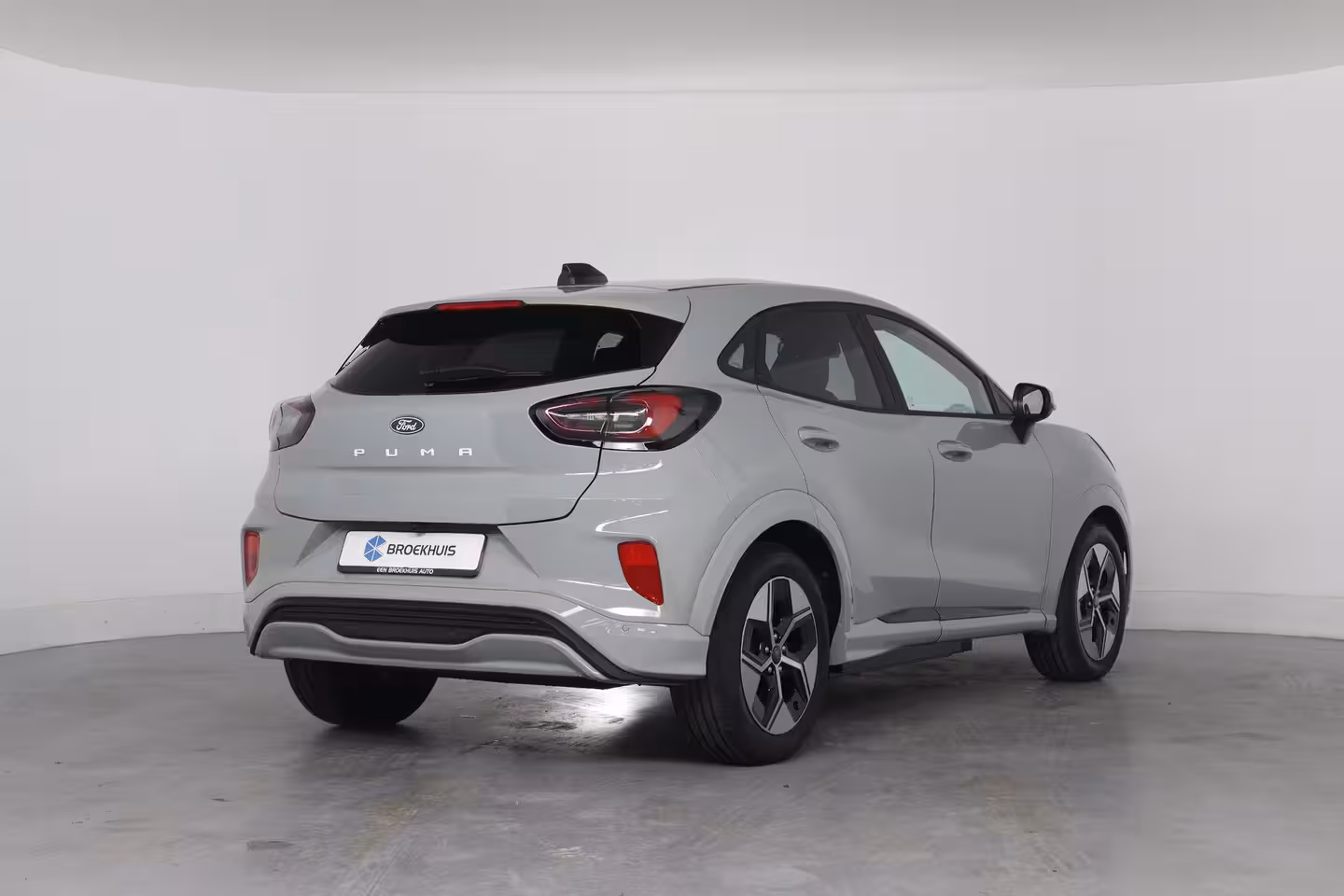 Ford Puma Gen-E Select FWD 47 kWh | Winter Pack | Camera | Elektrische Kofferklep | Navigatie | Draadloze