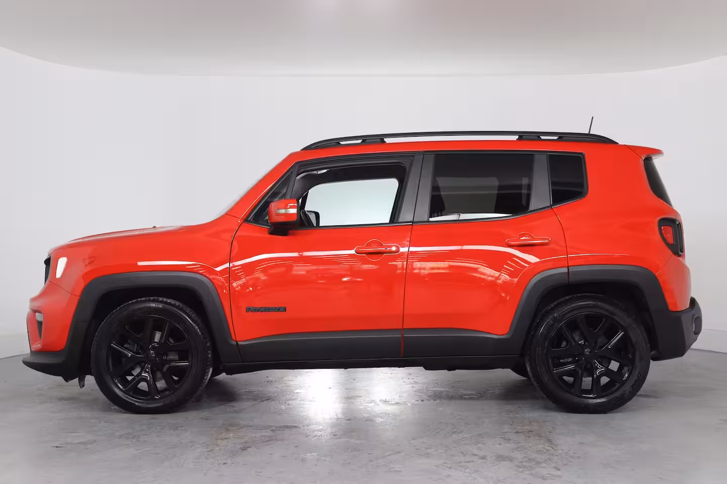 Jeep Renegade 1.3T DDCT Longitude | Automaat | Navi By App | Clima | Cruise Control | DAB | Parkeersenso