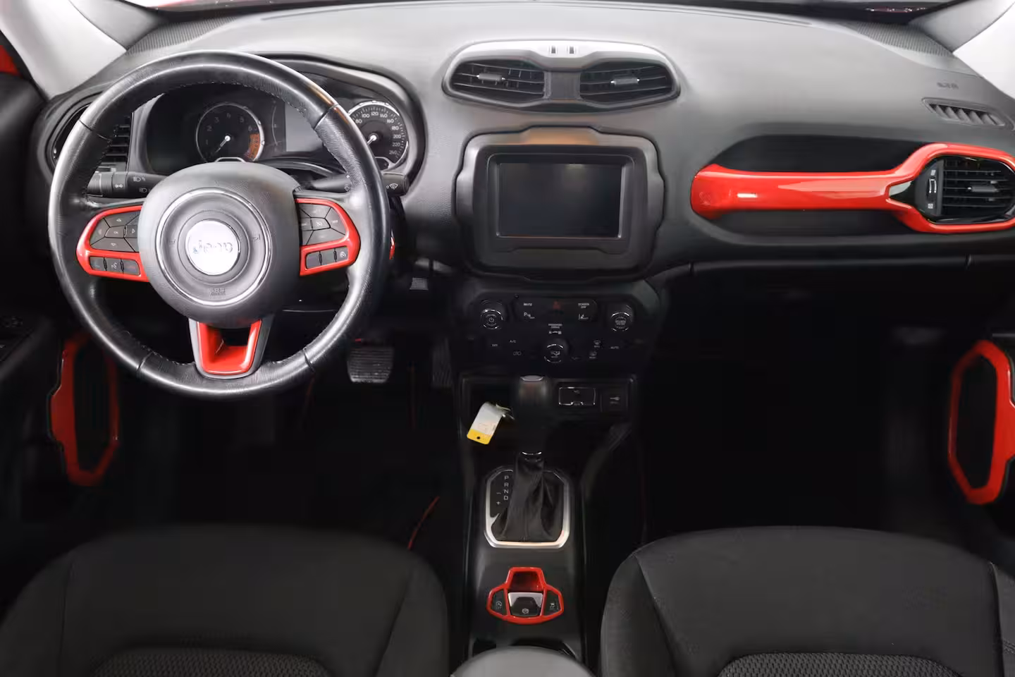 Jeep Renegade 1.3T DDCT Longitude | Automaat | Navi By App | Clima | Cruise Control | DAB | Parkeersenso