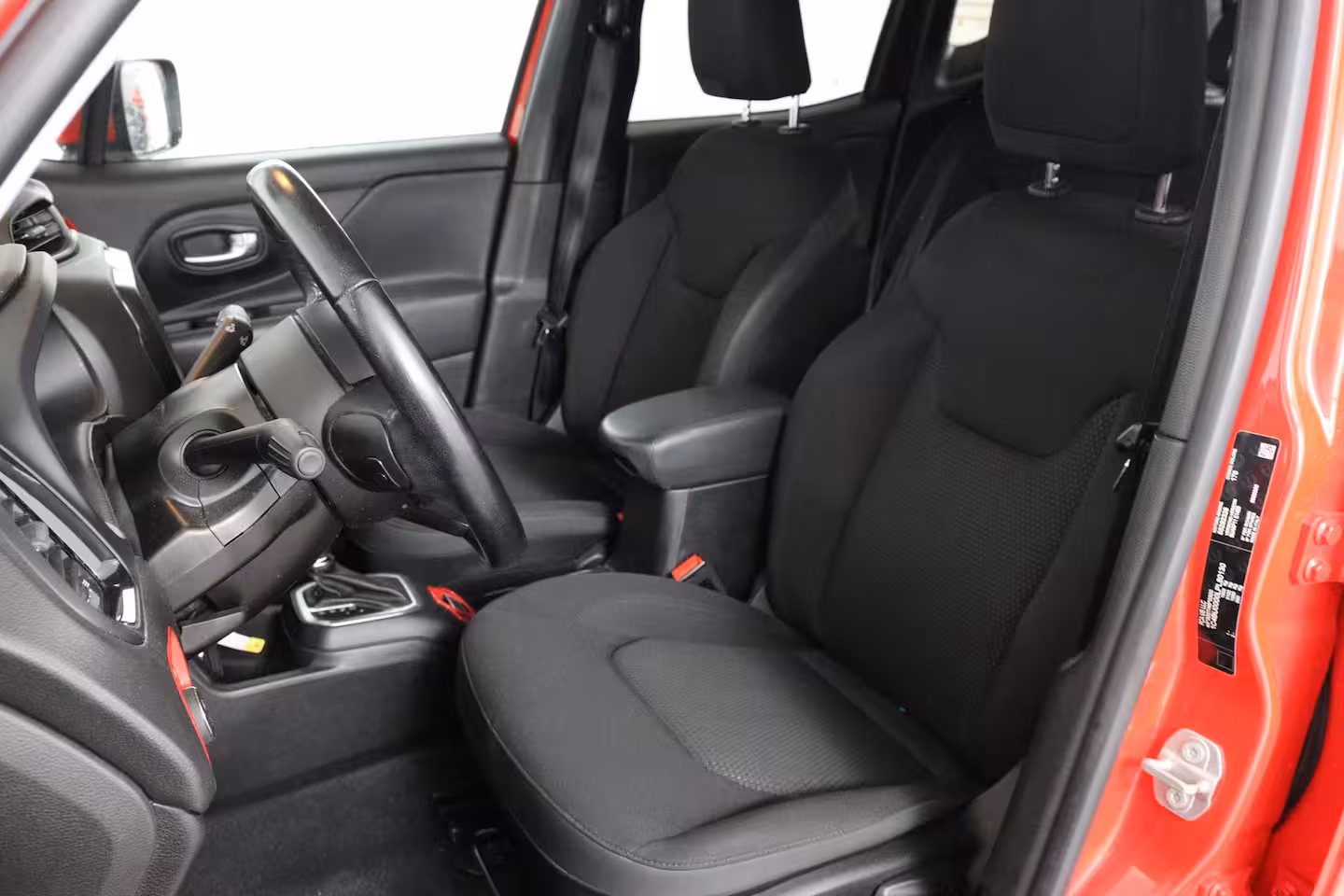Jeep Renegade 1.3T DDCT Longitude | Automaat | Navi By App | Clima | Cruise Control | DAB | Parkeersenso