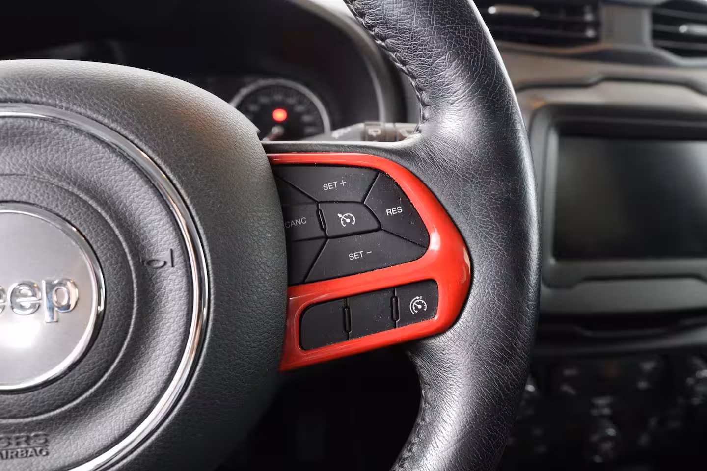 Jeep Renegade 1.3T DDCT Longitude | Automaat | Navi By App | Clima | Cruise Control | DAB | Parkeersenso