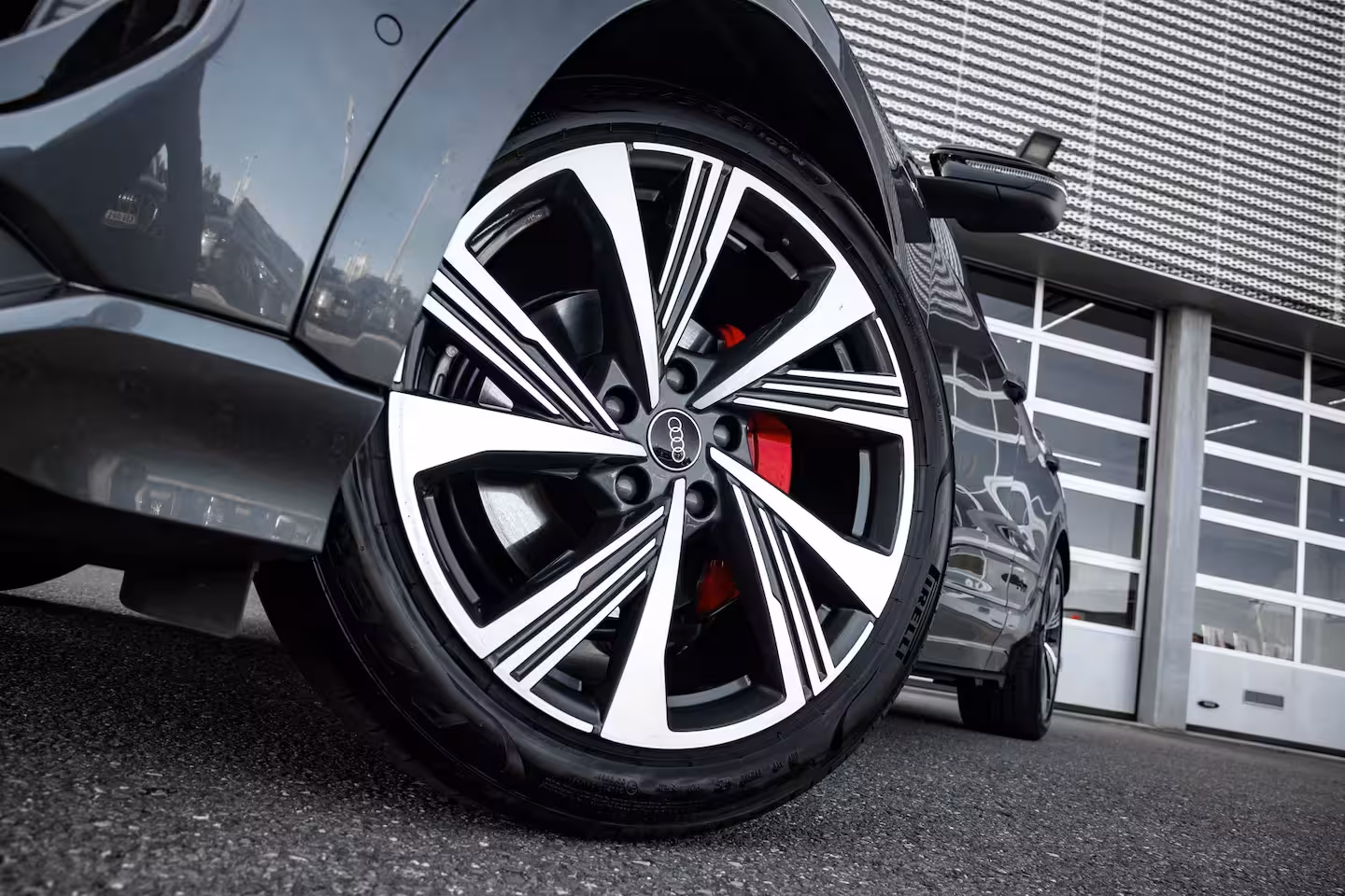 Audi Q6 e-tron S edition performance 100 kWh | Achterstoelen verwarmd | Apple Carplay/Android Auto|telefo