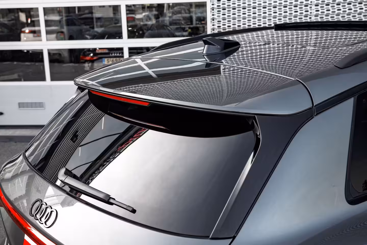 Audi Q6 e-tron S edition performance 100 kWh | Achterstoelen verwarmd | Apple Carplay/Android Auto|telefo