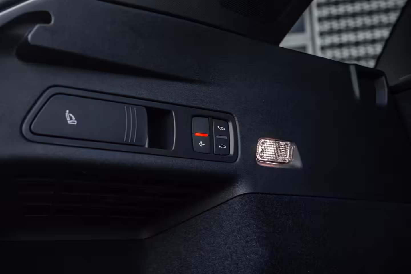 Audi Q6 e-tron S edition performance 100 kWh | Achterstoelen verwarmd | Apple Carplay/Android Auto|telefo