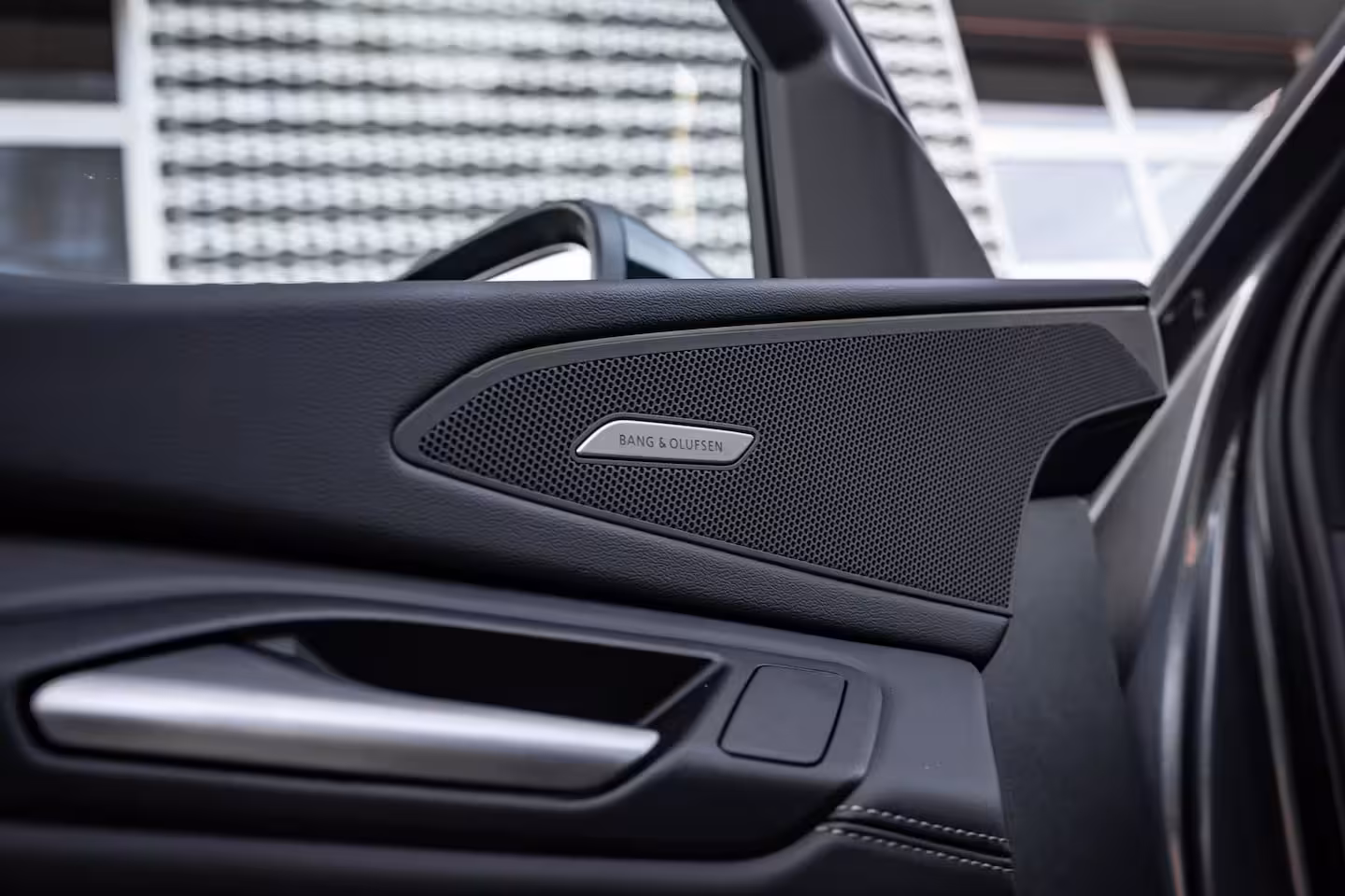 Audi Q6 e-tron S edition performance 100 kWh | Achterstoelen verwarmd | Apple Carplay/Android Auto|telefo