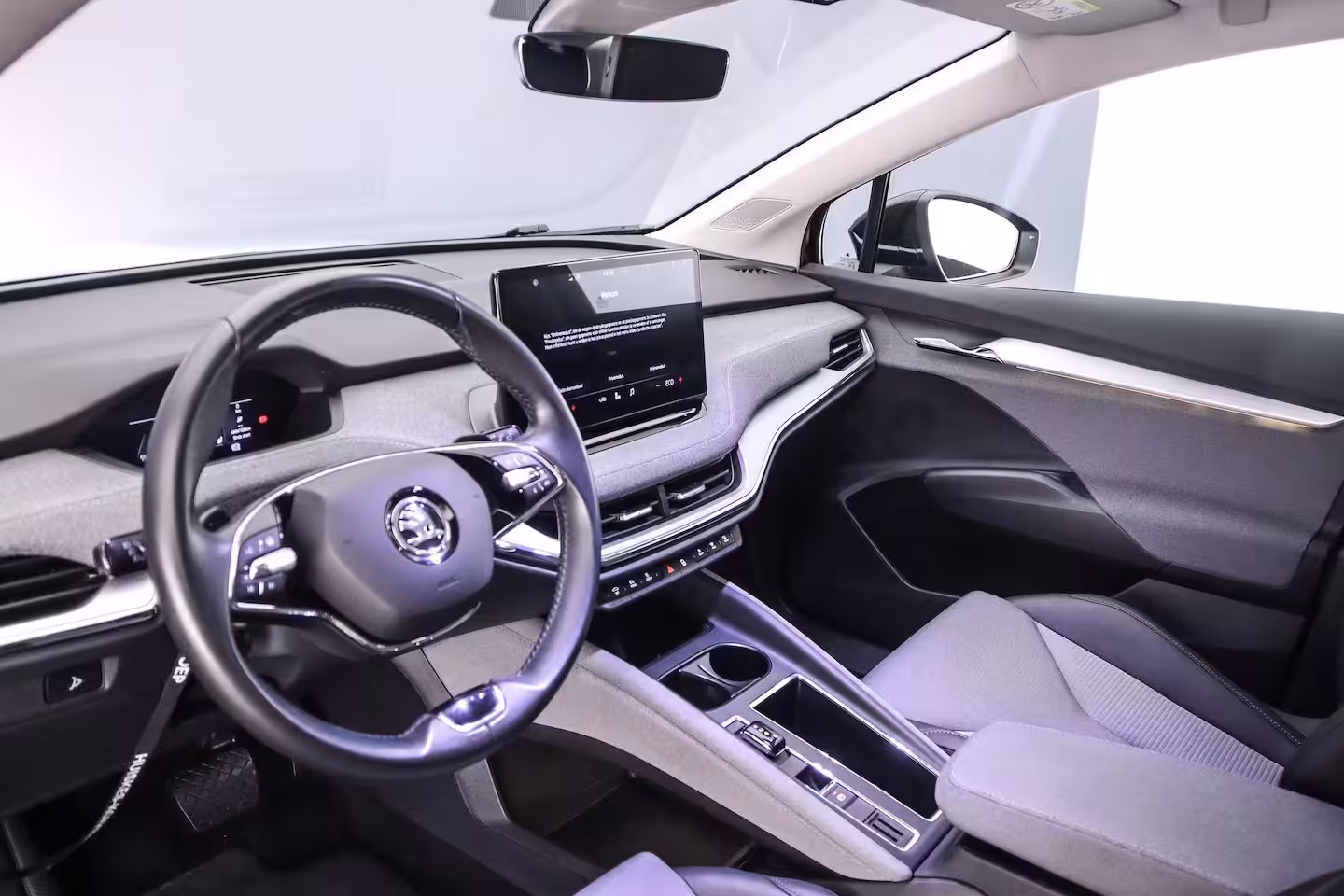 Skoda Enyaq iV 80 204pk Automaat Adaptive cruise control, Navigatie, Achteruitrijcamera, LED koplampen, S