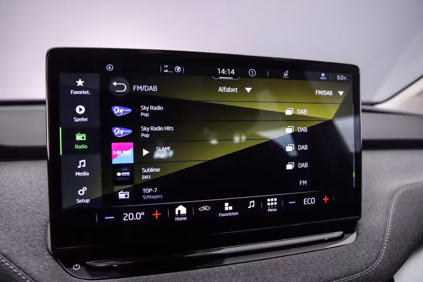 Skoda Enyaq iV 80 204pk Automaat Adaptive cruise control, Navigatie, Achteruitrijcamera, LED koplampen, S