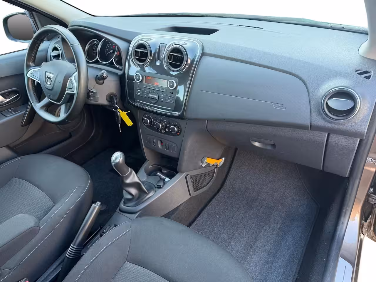 Dacia Logan MCV 0.9 TCe Laureate | 100% onderhouden | Elektr. ramen voor | Airco | Parkeersensor achter |