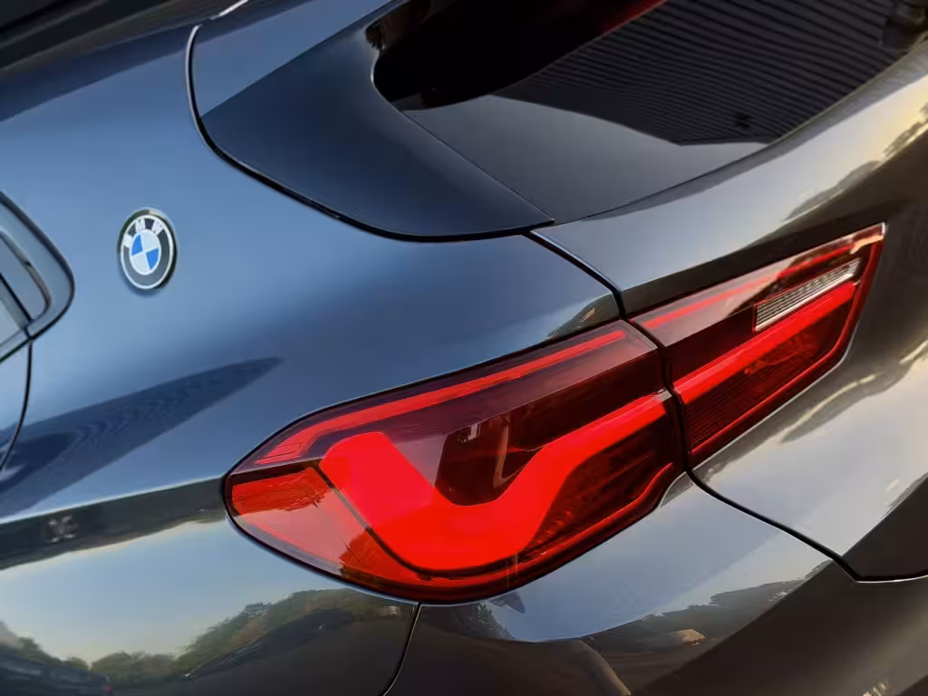 BMW X2 sDrive20i M-SPORT PANO|HUD|H/K|CAMERA|KEYLESS