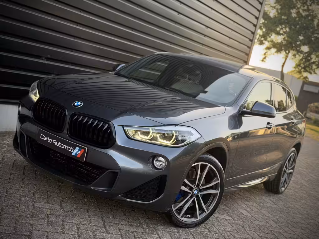 BMW X2 sDrive20i M-SPORT PANO|HUD|H/K|CAMERA|KEYLESS