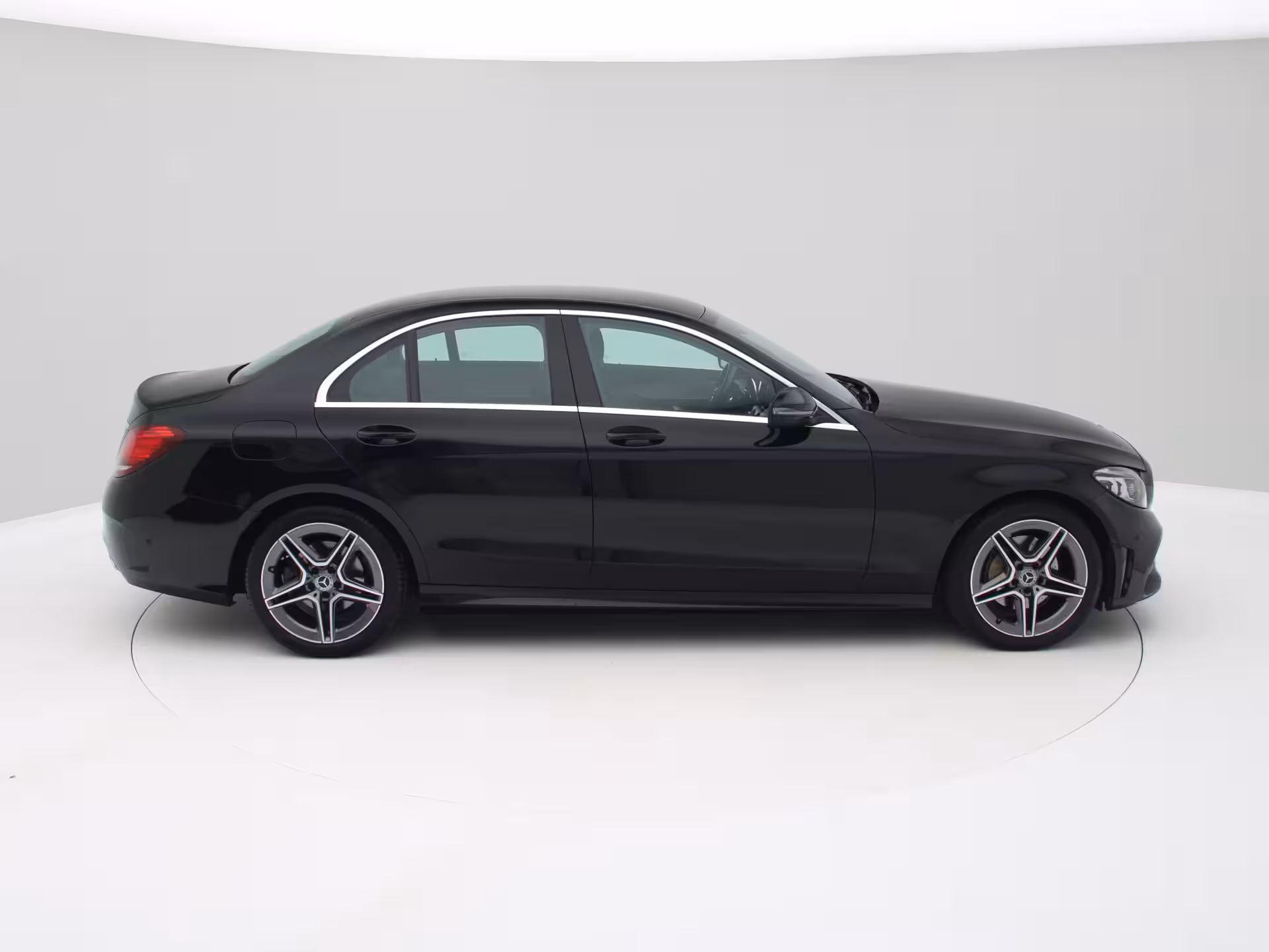 Mercedes-Benz C-klasse 180 AMG Distronic, Carplay, Camera