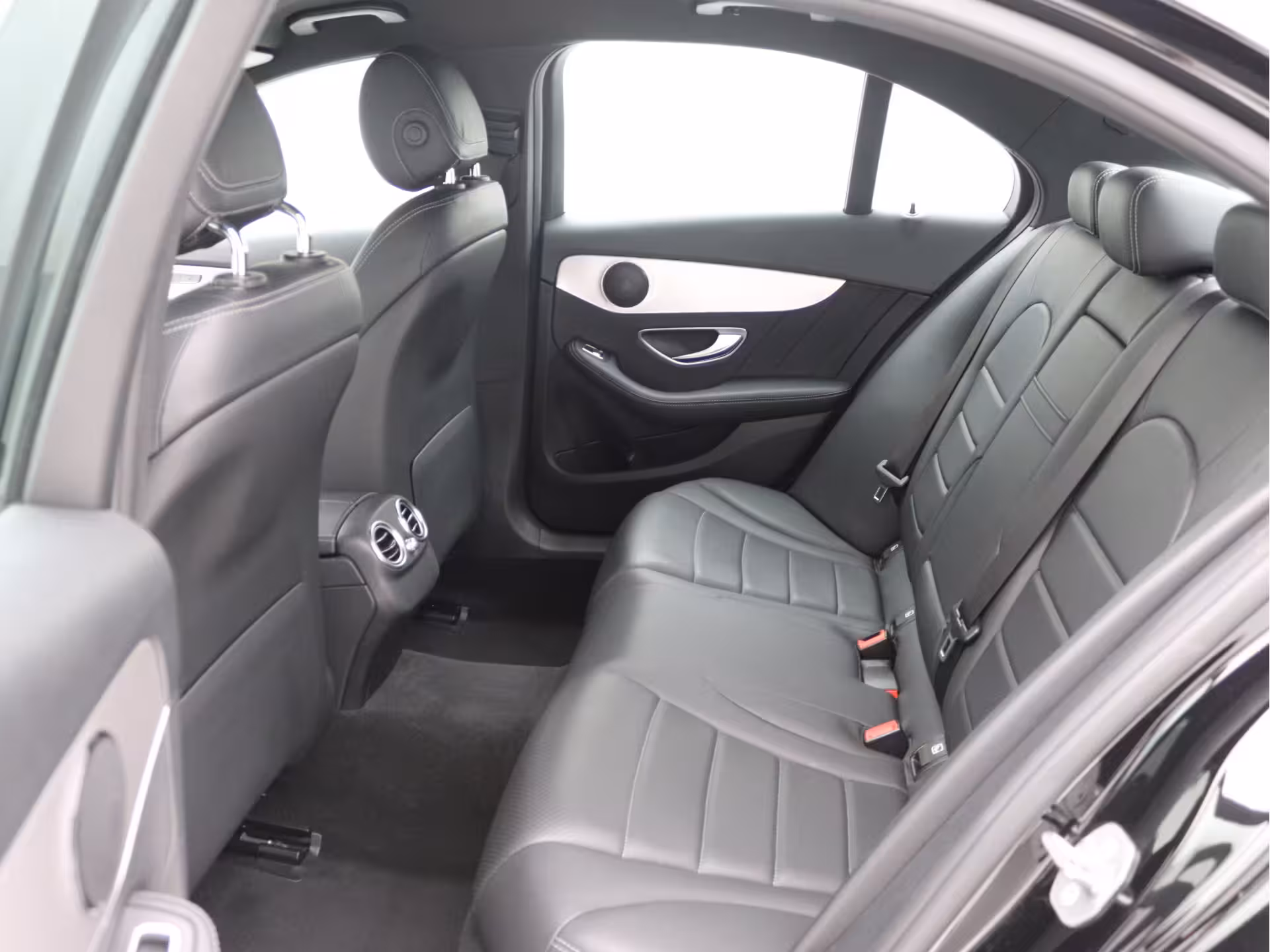 Mercedes-Benz C-klasse 180 AMG Distronic, Carplay, Camera