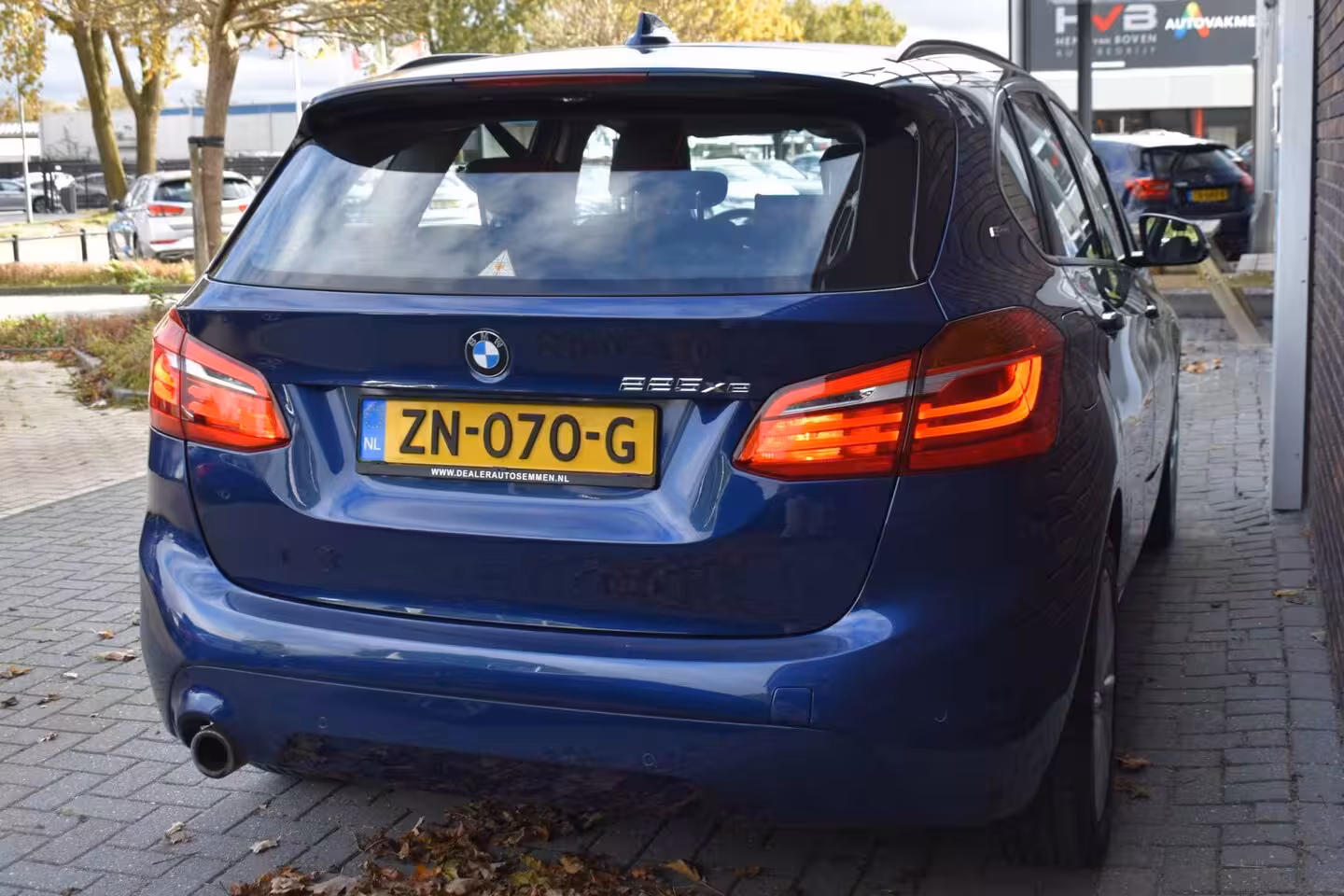 BMW 2-serie Active Tourer 225xe LEDER SPORTSTOELEN NAVIGATIE LMV LED