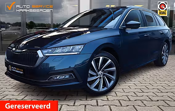 Skoda Octavia Combi 1.4 TSI iV PHEV Business Edition Plus | Pano | Memory | Camera |