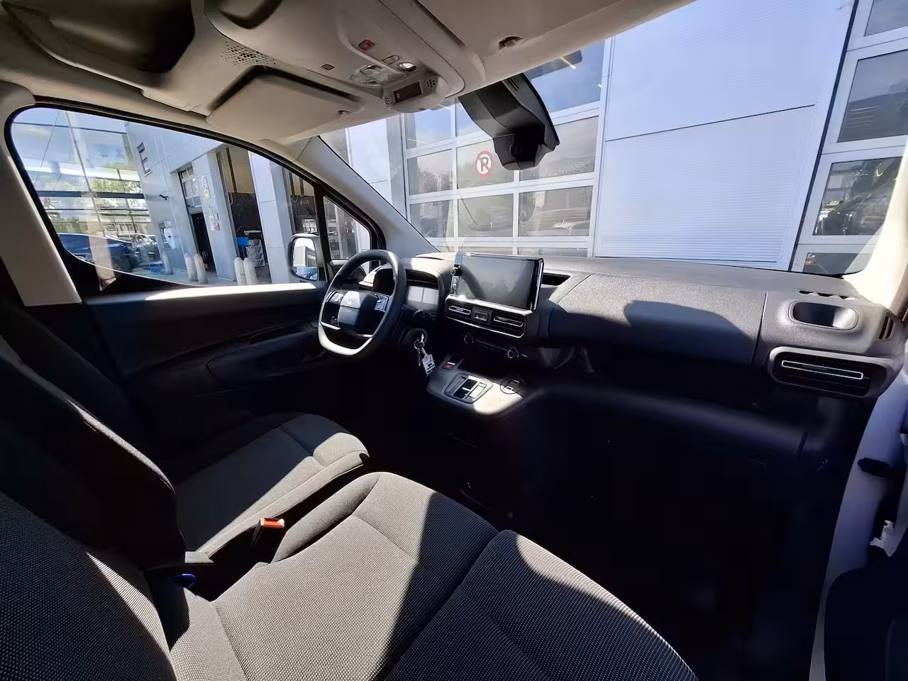 Toyota PROACE CITY Electric Comfort Long 50 kWh | L2 | Android/Apple Carplay | Achteruitrijcamera | Cruise Control | A
