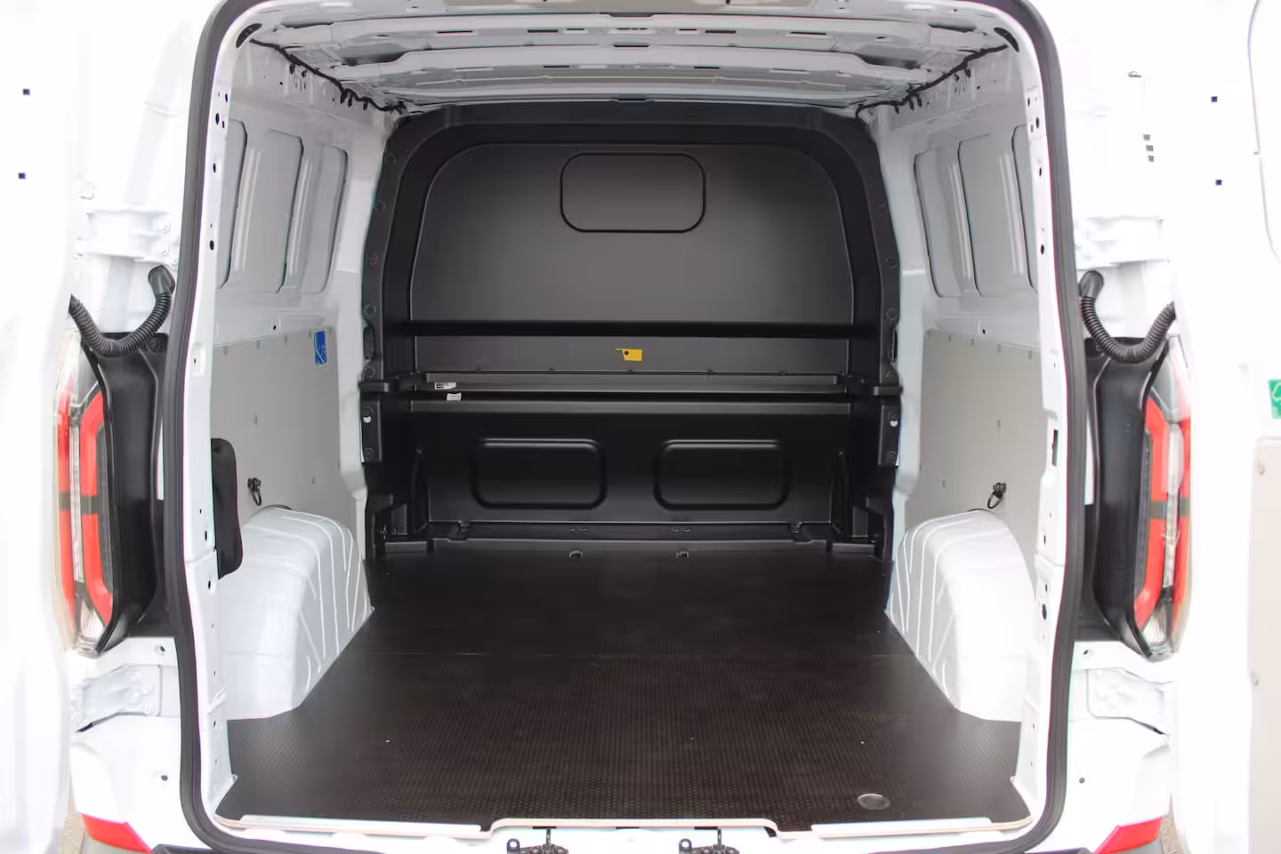 Ford E-Transit Cust. 320 L2H1 Trend 71 kWh DC |LED|CAMERA|