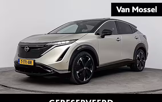 Nissan Ariya Evolve 91 kWh | Head-Up display | Open panoramisch dak | Verwarmde stoelen, stuur en voorr