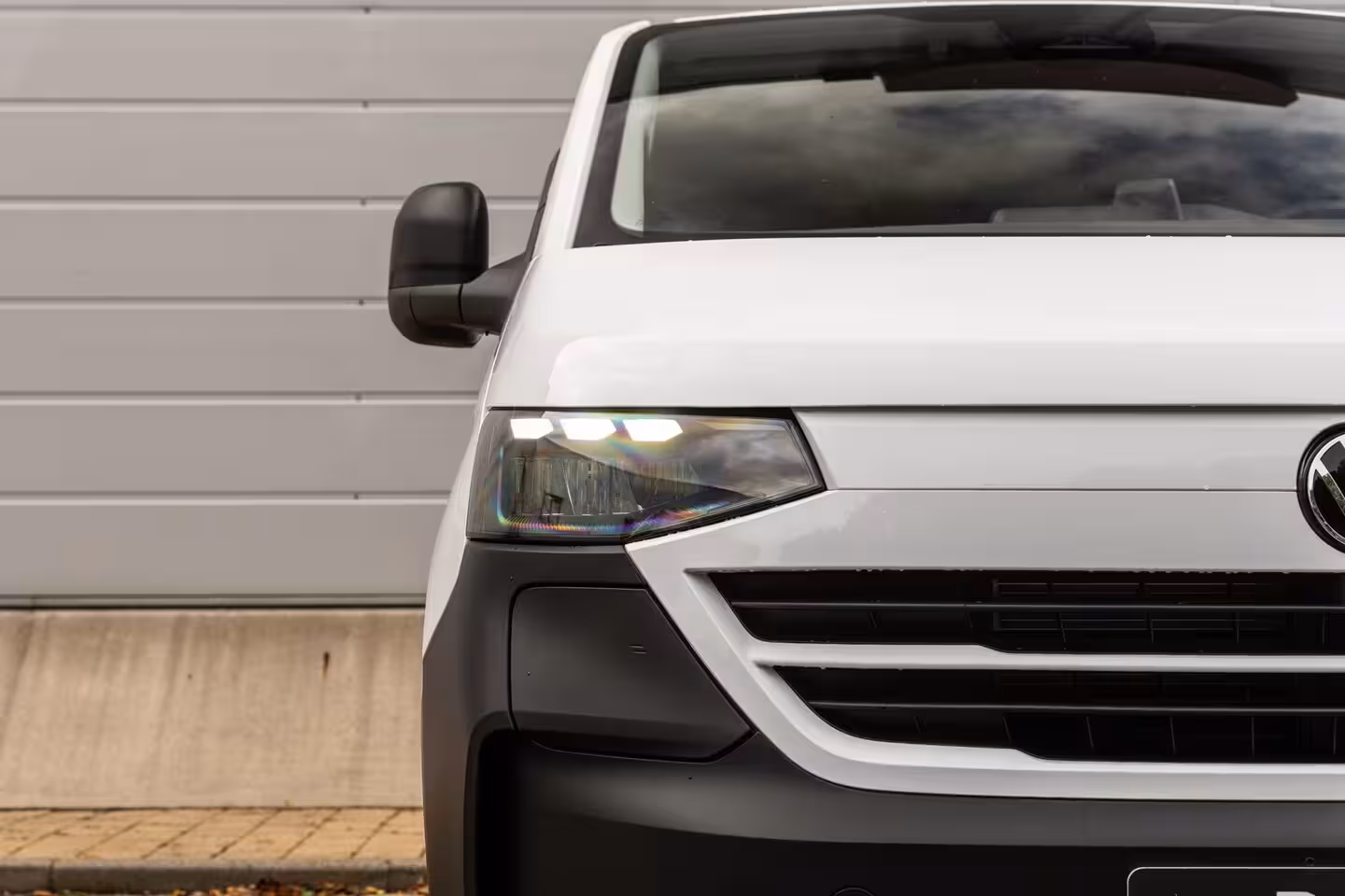 Volkswagen e-Transporter 32 136pk L1H1 Life 71 kWh | Trekhaak | 3-Zits
