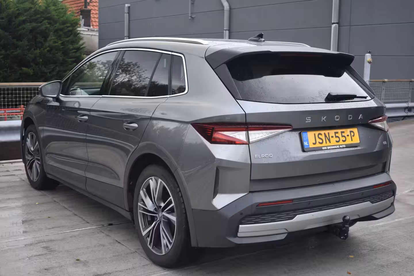 Skoda Elroq 60 Business Edition 204PK | TREKHAAK | STOEL+STUURVERW. | CAMERA | CARPLAY | ADAPT. CRUISE