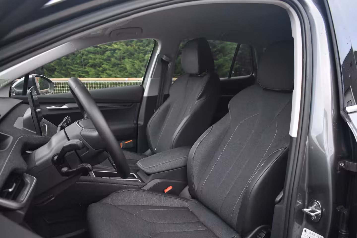 Skoda Elroq 60 Business Edition 204PK | TREKHAAK | STOEL+STUURVERW. | CAMERA | CARPLAY | ADAPT. CRUISE
