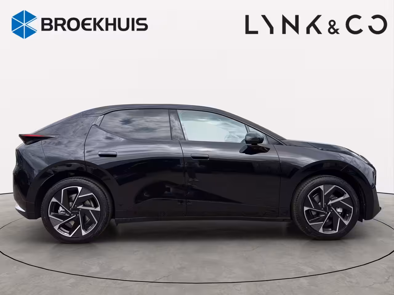 Lynk & Co 02 66 kWh More MY27 | 22 kW lader | 360 Camera | Memory seats | High end audio | Apple Carpla