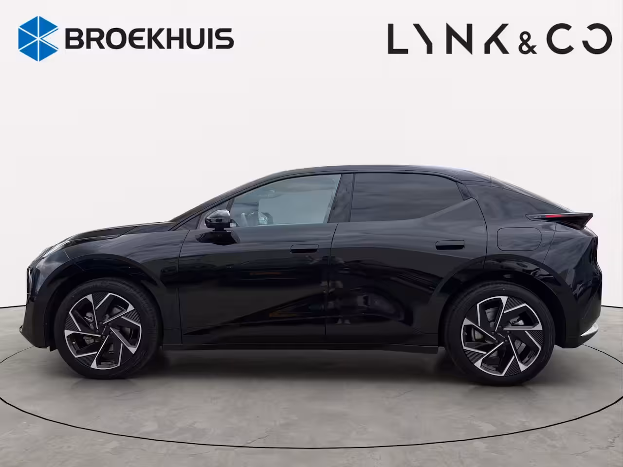 Lynk & Co 02 66 kWh More MY27 | 22 kW lader | 360 Camera | Memory seats | High end audio | Apple Carpla
