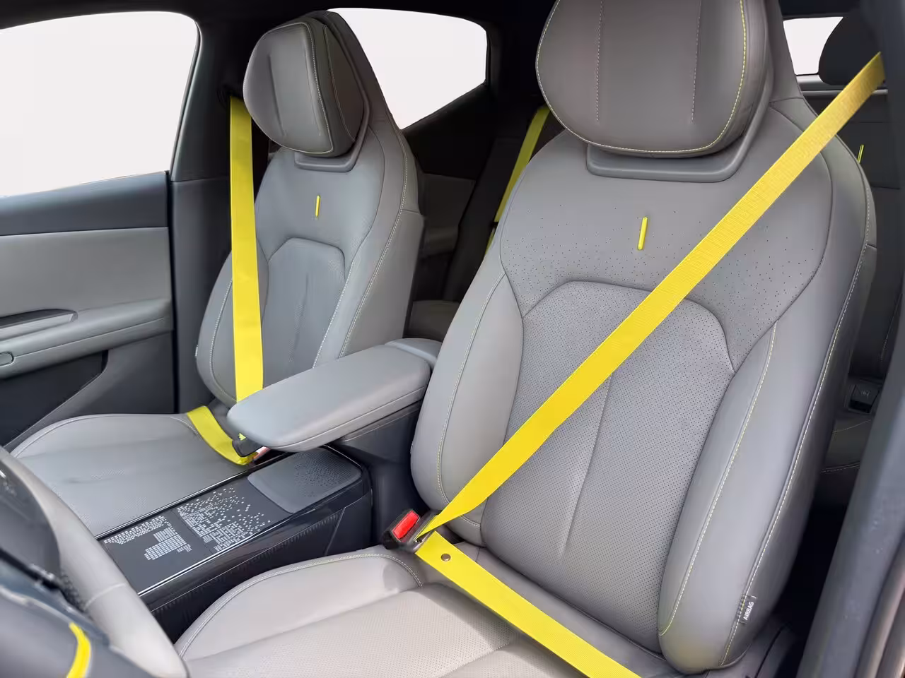 Lynk & Co 02 66 kWh More MY27 | 22 kW lader | 360 Camera | Memory seats | High end audio | Apple Carpla
