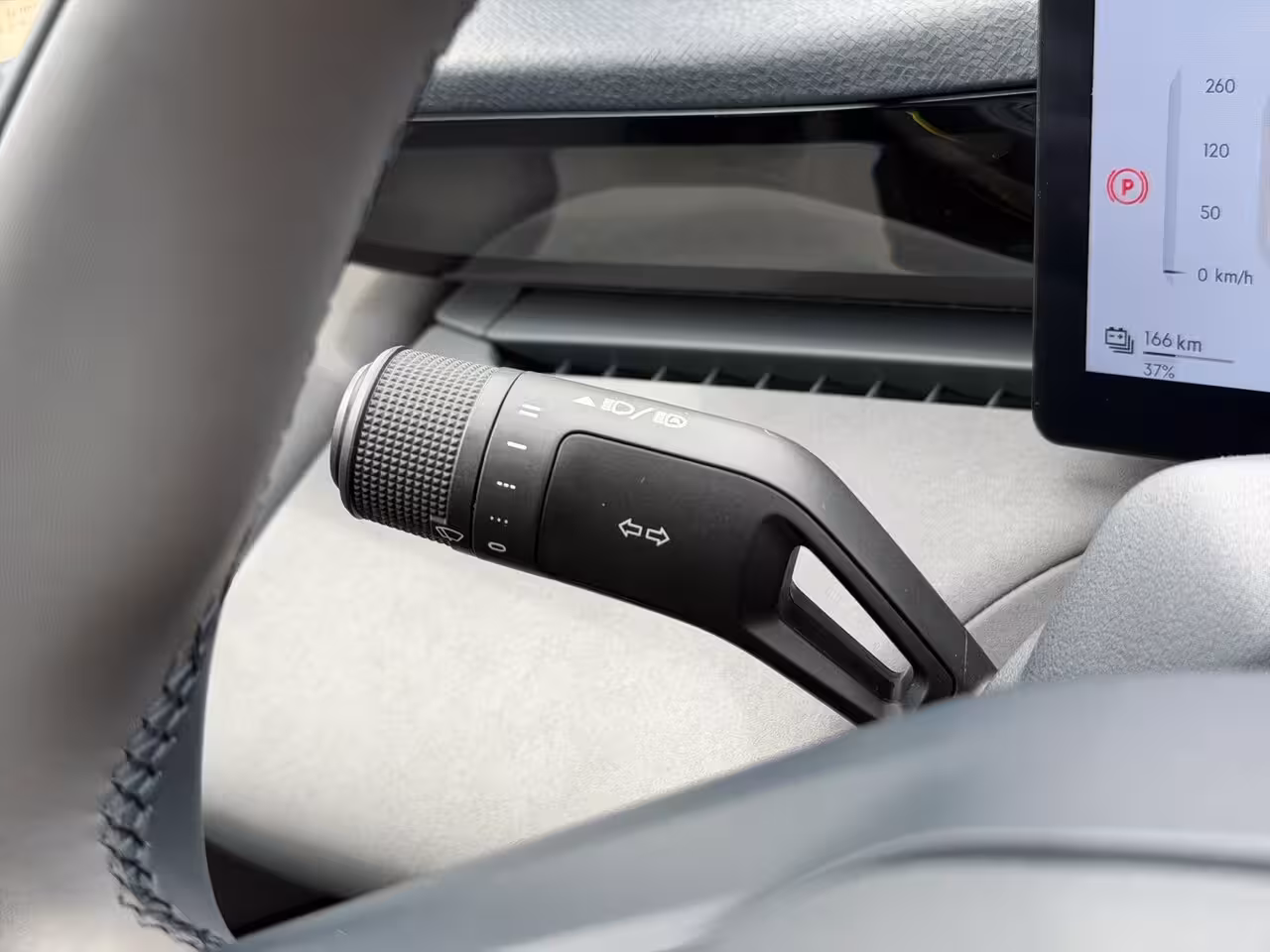 Lynk & Co 02 66 kWh More MY27 | 22 kW lader | 360 Camera | Memory seats | High end audio | Apple Carpla