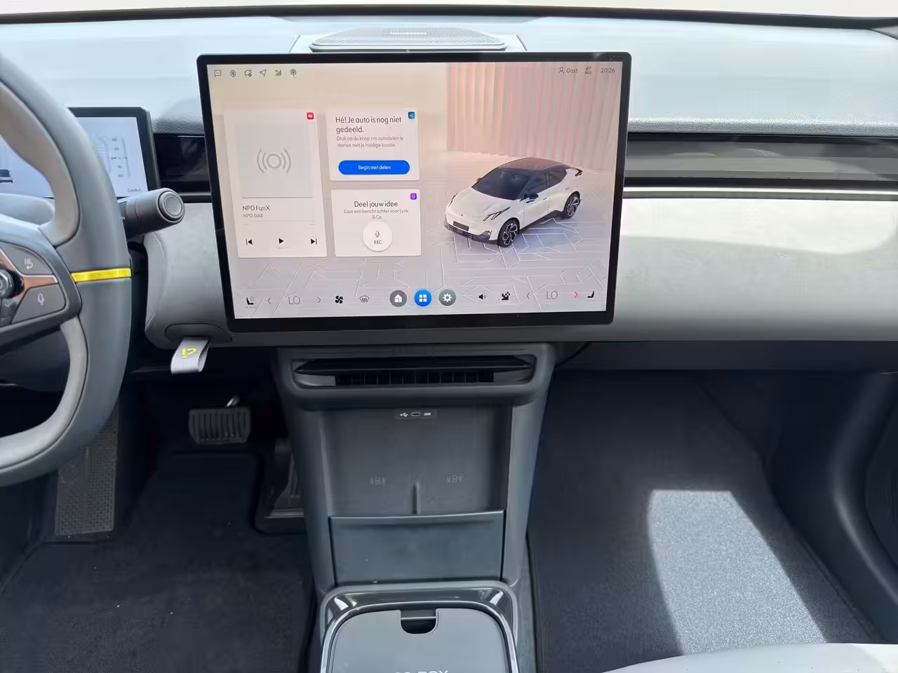 Lynk & Co 02 66 kWh More MY27 | 22 kW lader | 360 Camera | Memory seats | High end audio | Apple Carpla
