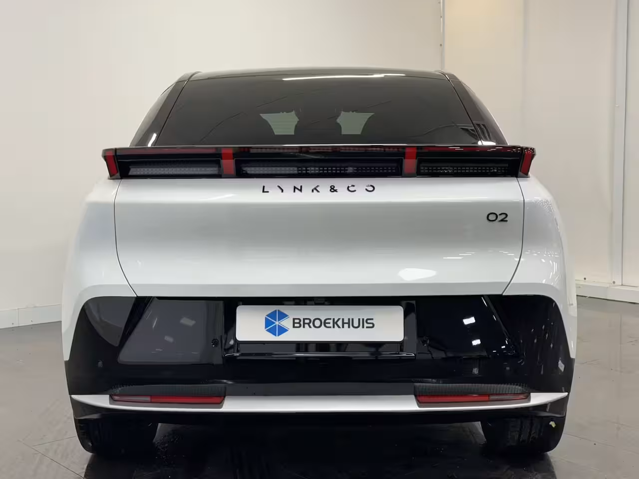 Lynk & Co 02 More 66 kWh | 22 kW lader | 360 Camera | Memory seats | High end audio | Apple Carplay/And