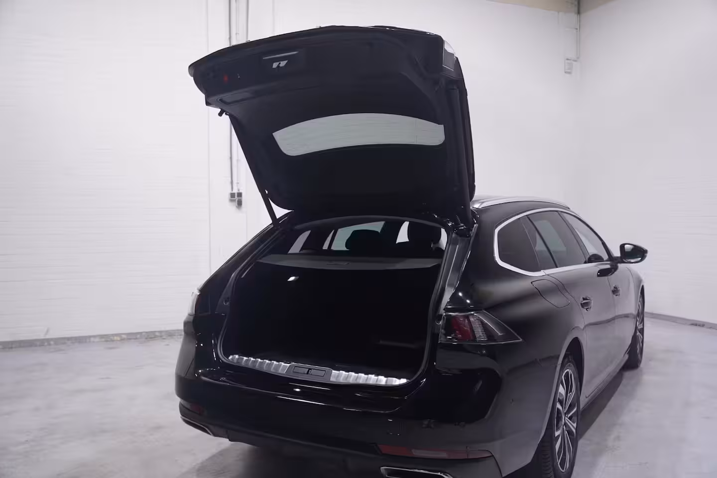 Peugeot 508 SW 1.2 PureTech Allure Pack Distr.riem v.v. 95.374 km Apple Carplay Achteruitrijcamera Clima