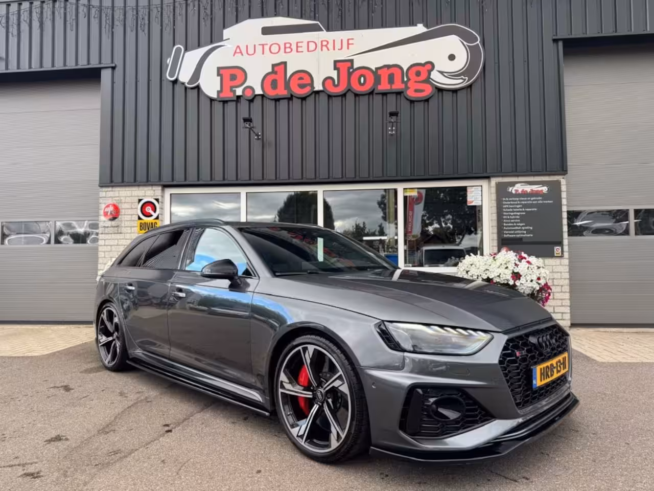 Audi RS4 2.9 TFSI RS4 QUATTRO Keramisch BenO Pano HUD Massage RS stoelen Alcantara Memory