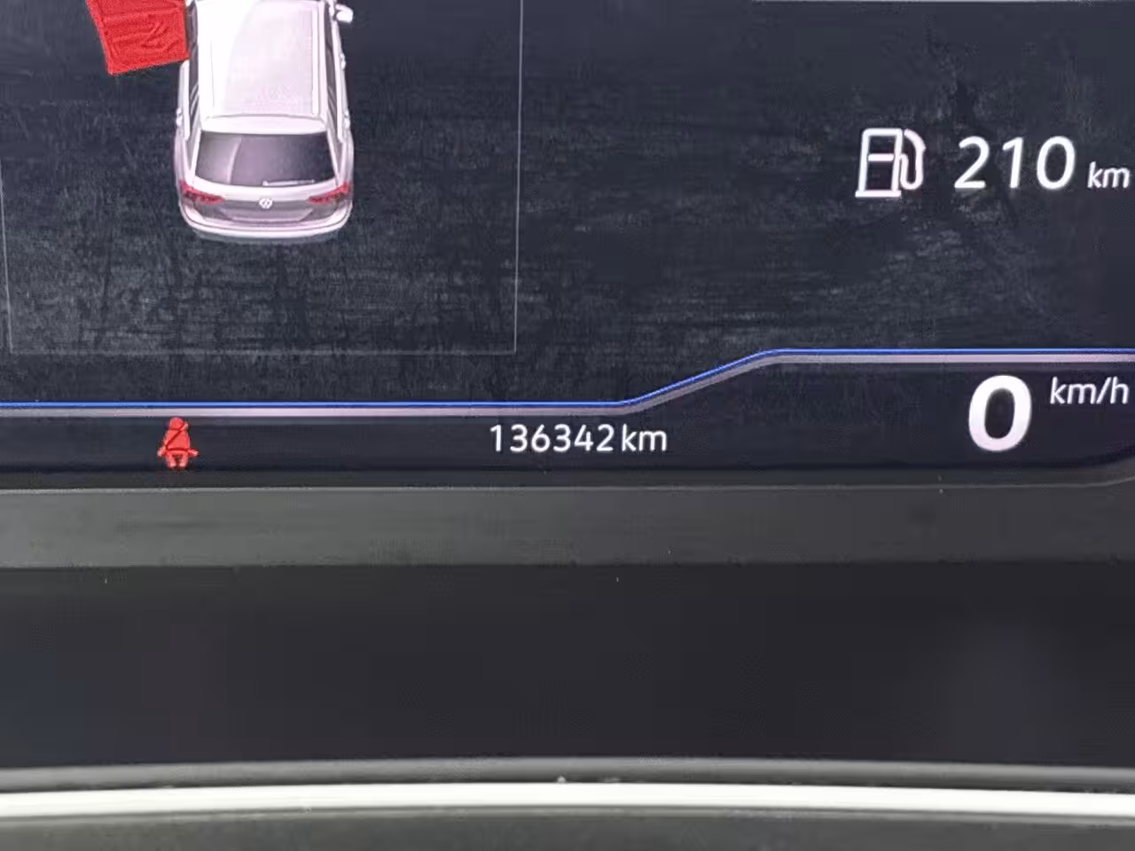 Volkswagen Tiguan 1.5 TSI ACT Highline Business R Achteruitrij Camera | Parkeersensoren Voor + Achter | Adap