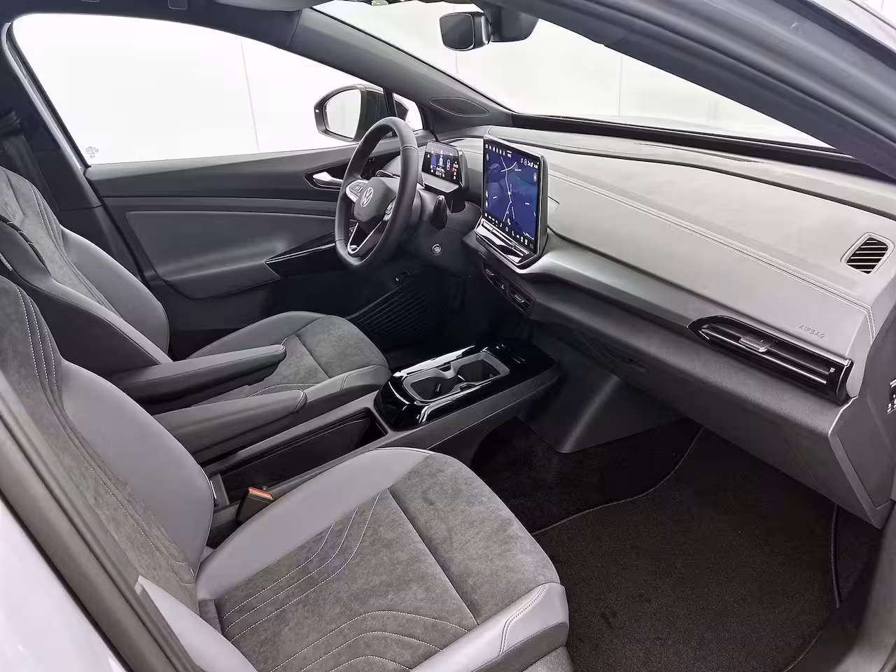 Volkswagen ID.4 Pro Limited Edition 79 kWh 286 PK | NOVEMBER BINNEN | Automaat | Trekhaak | Navigatie | St