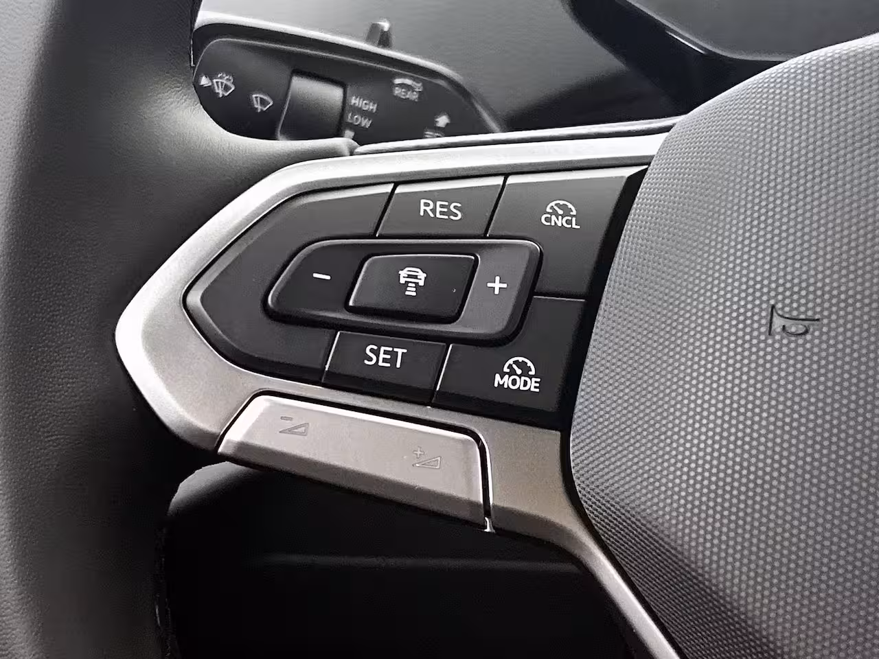 Volkswagen ID.4 Pro Limited Edition 79 kWh 286 PK | NOVEMBER BINNEN | Automaat | Trekhaak | Navigatie | St