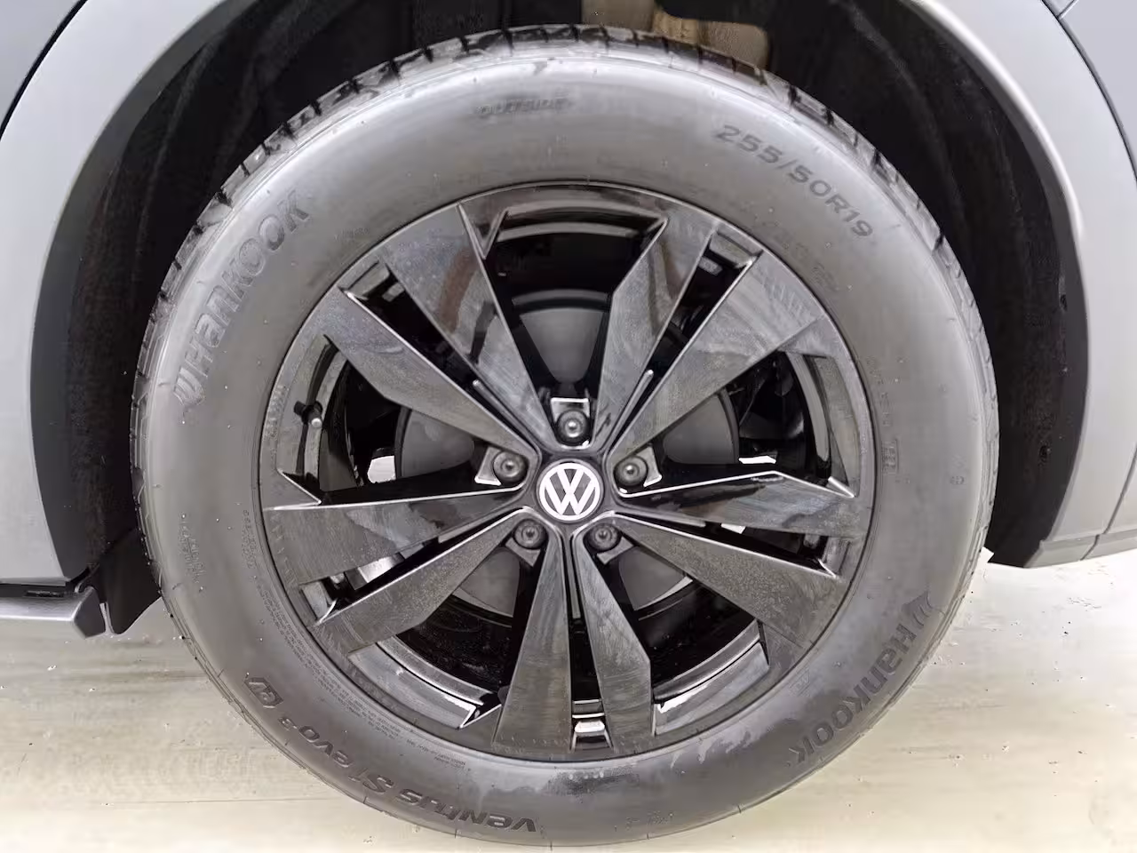 Volkswagen ID.4 Pro Limited Edition 79 kWh 286 PK | NOVEMBER BINNEN | Automaat | Trekhaak | Navigatie | St