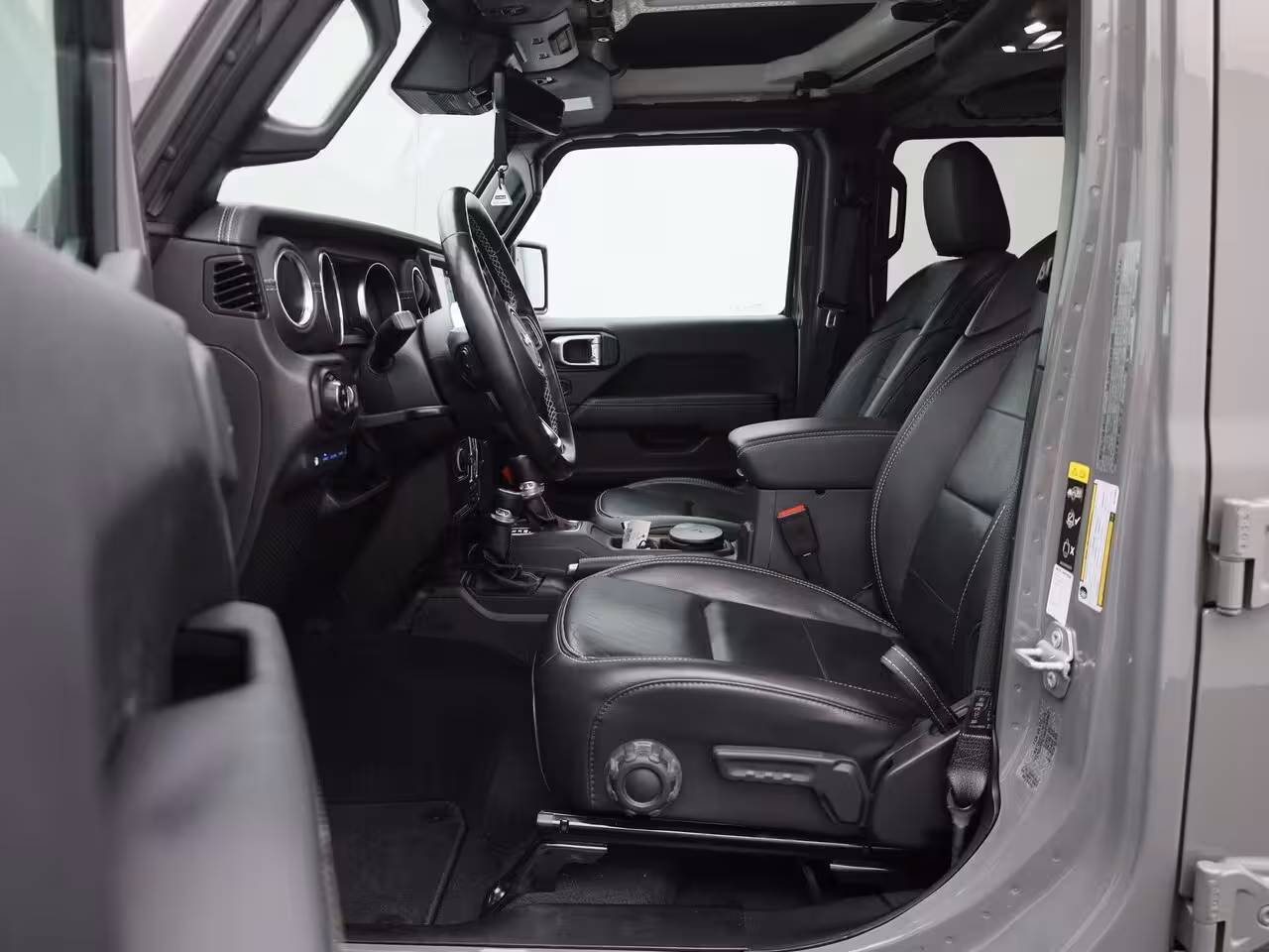 Jeep Wrangler 2.0T Sahara 4xe 380pk | Lederen Bekleding | Stoel & Stuurverwarming | Camera | Navigatie |